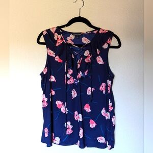 Hawthorn Navy Floral Top Size L
